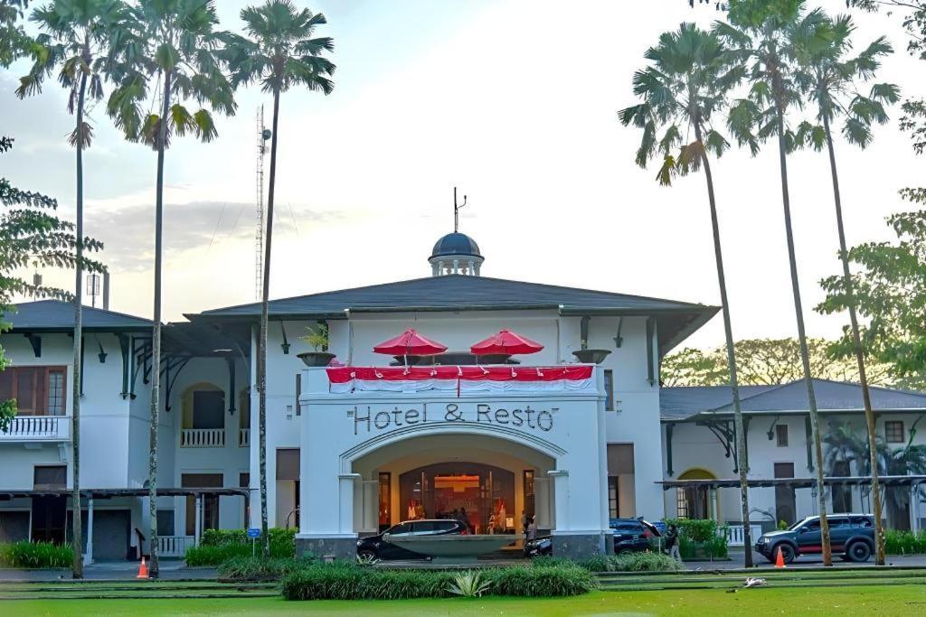 Taman Dayu Golf Club And Resort Prigen Dış mekan fotoğraf